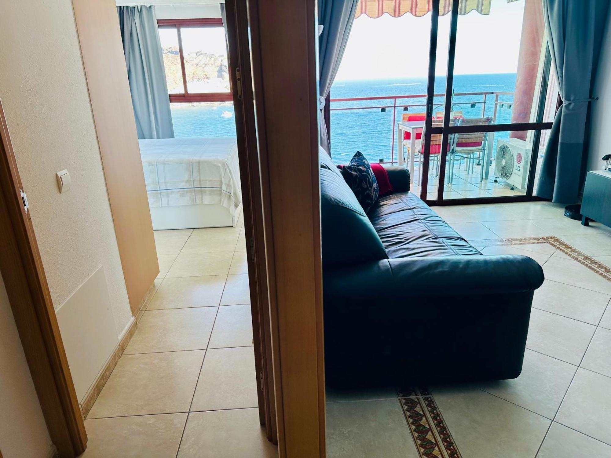 Su Eminencia - Sea View Apartment With Modern Comforts Playa Del Cura  Esterno foto
