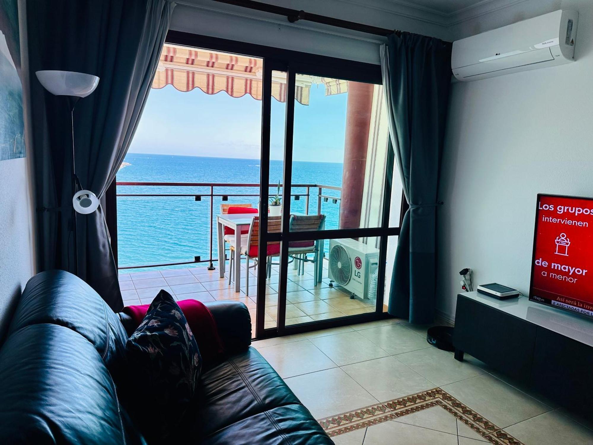 Su Eminencia - Sea View Apartment With Modern Comforts Playa Del Cura  Esterno foto