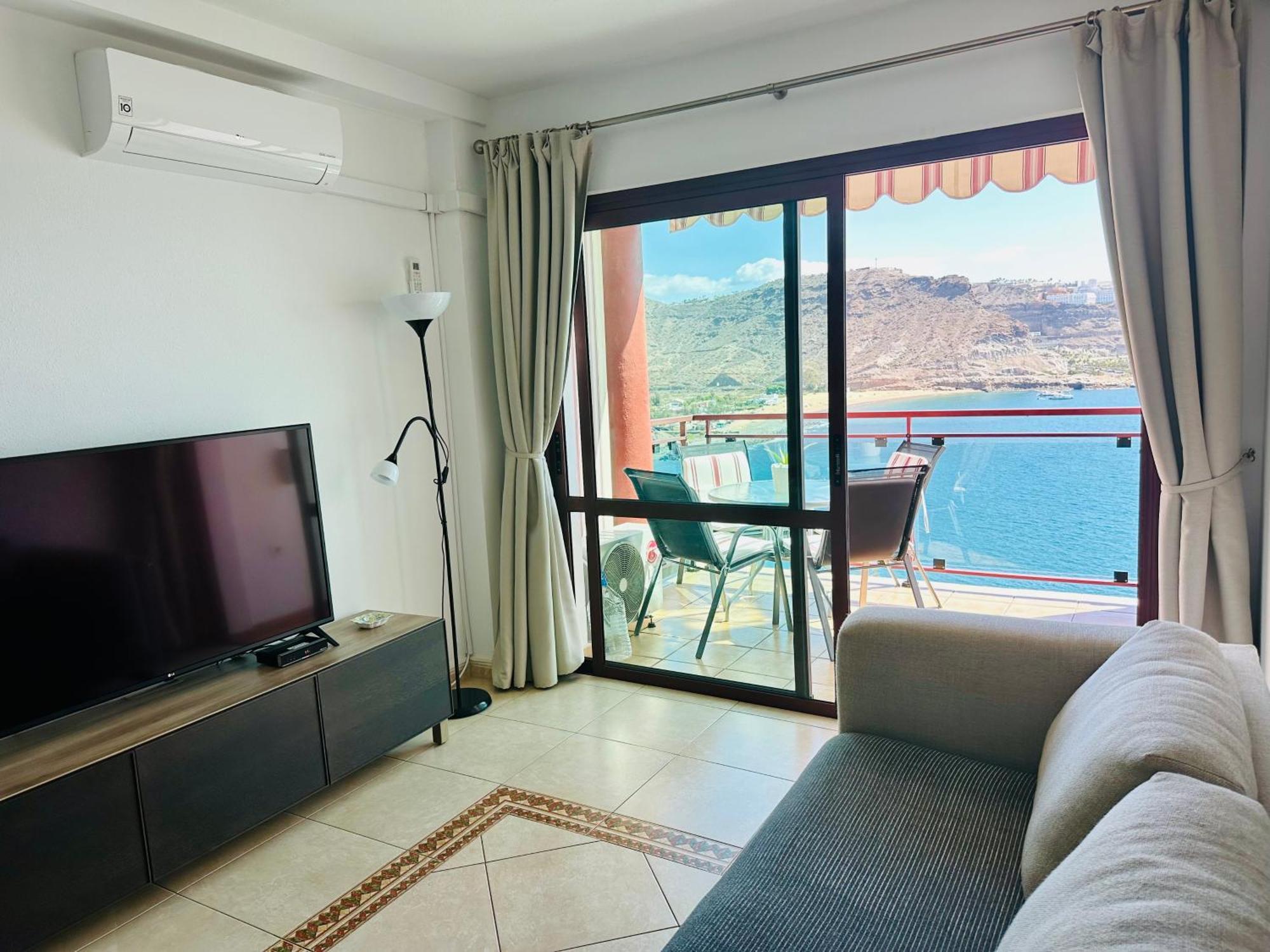 Su Eminencia - Sea View Apartment With Modern Comforts Playa Del Cura  Esterno foto
