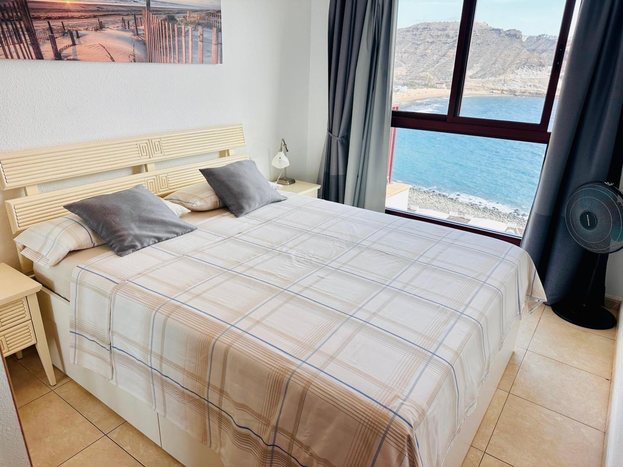 Su Eminencia - Sea View Apartment With Modern Comforts Playa Del Cura  Esterno foto